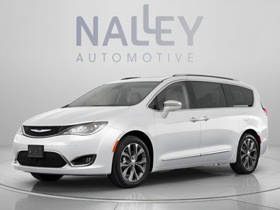 Used 2017 Chrysler Pacifica Limited