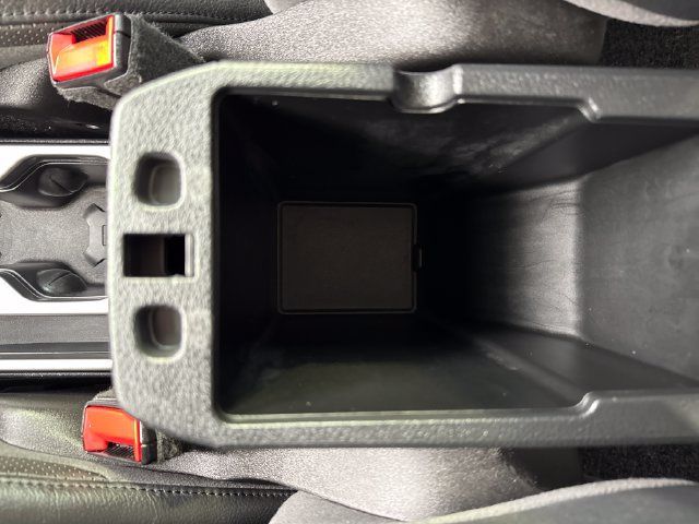 Used 2018 Jeep Renegade Limited AWD/4WD image 24