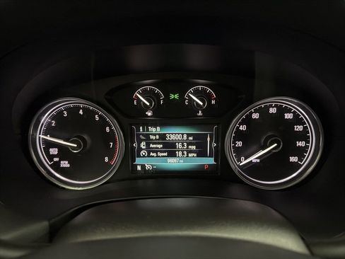 Used 2019 Buick Enclave Essence image 34