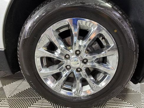 Certified 2018 Chevrolet Equinox LT FWD image 35