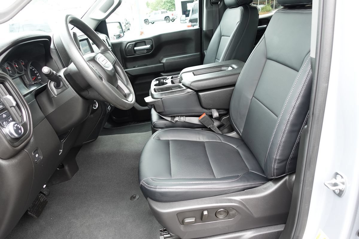 Used 2024 GMC Sierra 1500 Pro w/ Graphite Edition AWD/4WD image 17