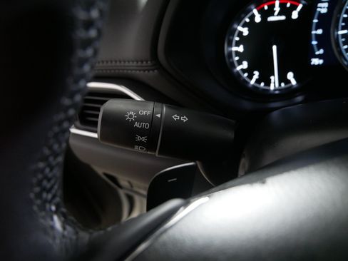 Used 2024 MAZDA CX-5 Signature AWD/4WD image 32