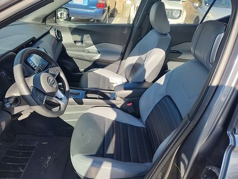 Used 2021 Nissan Kicks SR w/ SR Premium Package image 10