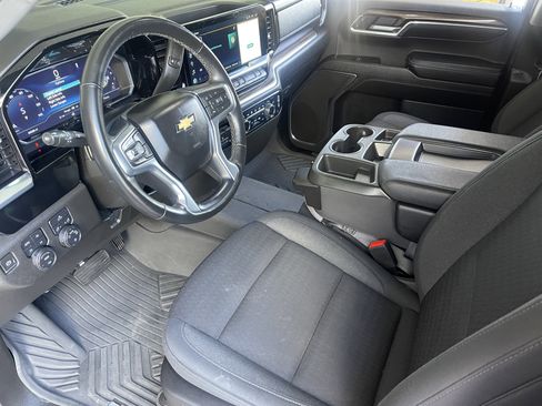 Used 2023 Chevrolet Silverado 1500 LT AWD/4WD image 15