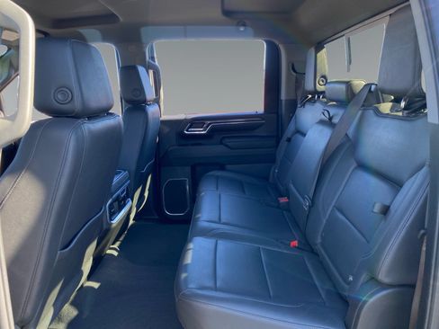 Used 2024 Chevrolet Silverado 2500 LTZ w/ LTZ Premium Package AWD/4WD image 13