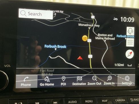 Used 2022 Nissan Pathfinder Platinum w/ Cargo Package image 10