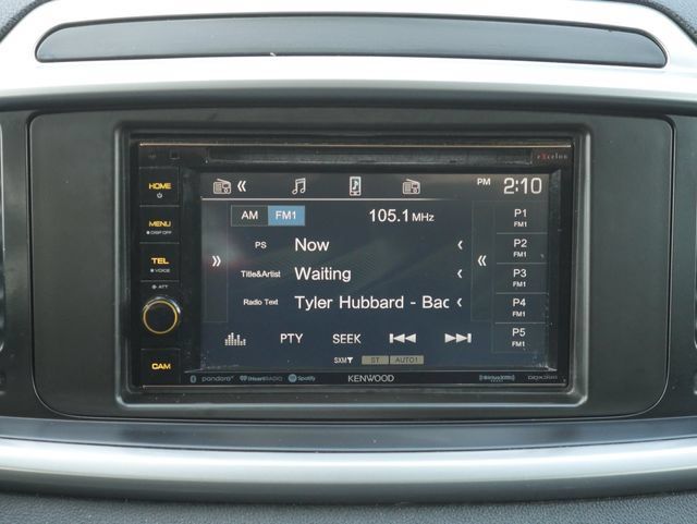 Used 2019 Kia Sorento FWD image 16
