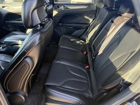Used 2018 Lincoln MKC Reserve w/ Canadian Touring Package image 10
