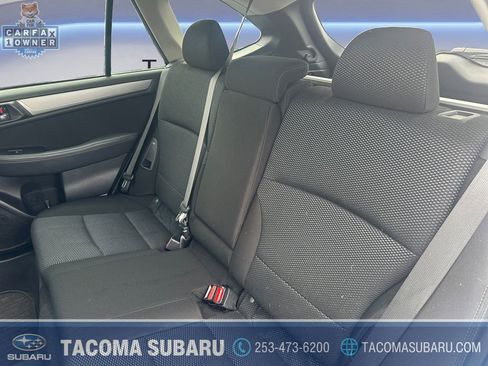 Used 2018 Subaru Outback 2.5i Premium image 17