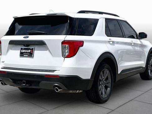 Certified 2021 Ford Explorer XLT w/ Equipment Group 202A image 12