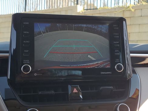 Used 2022 Toyota Corolla LE image 24