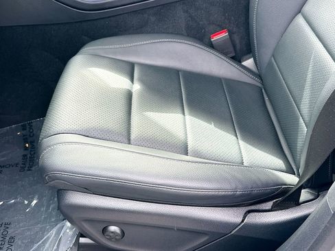 Used 2024 Mercedes-Benz GLE 450e GLE 450e Plug-In Hybrid Sport image 20