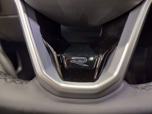 New 2026 Volkswagen Atlas Cross Sport SEL Premium R-Line image 31