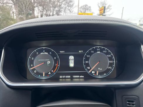 Used 2016 Land Rover Range Rover Supercharged image 28