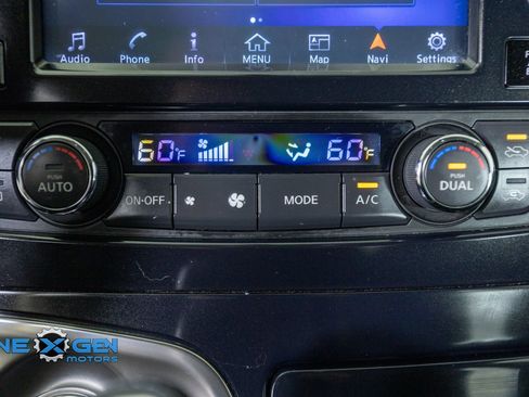 Used 2018 Nissan Maxima SR w/ Midnight Edition FWD image 22