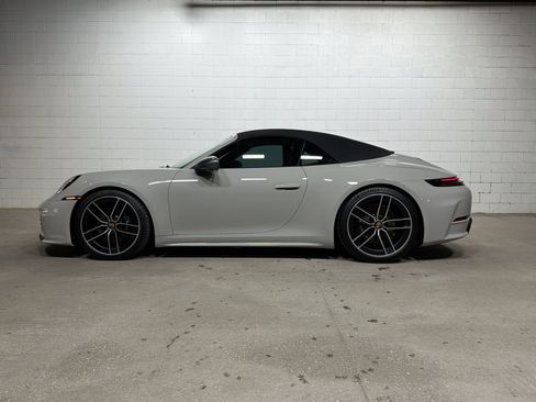 Certified 2026 Porsche 911 Carrera T RWD image 2