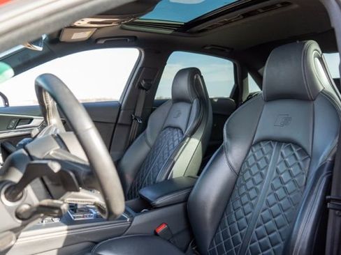 Used 2019 Audi S4 Prestige w/ Prestige Package image 12