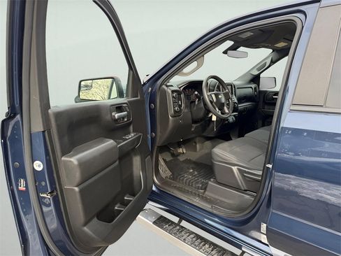 Used 2021 Chevrolet Silverado 1500 Custom image 14