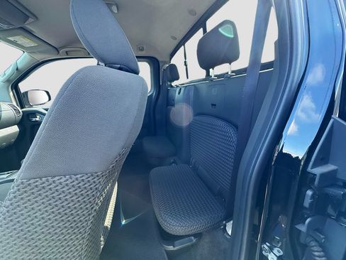 Used 2017 Nissan Frontier SV RWD image 24