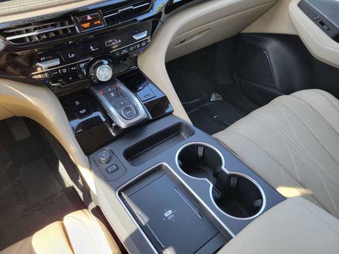 Certified 2025 Acura MDX SH-AWD w/ Advance Package image 36
