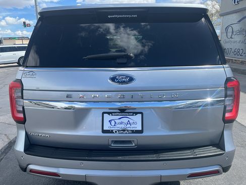 Used 2023 Ford Expedition Limited AWD/4WD image 7