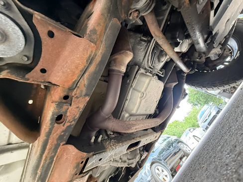 Used 2018 Chevrolet Silverado 1500 LT w/ Texas Edition image 31