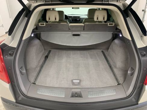 Used 2017 Cadillac XT5 Luxury image 6