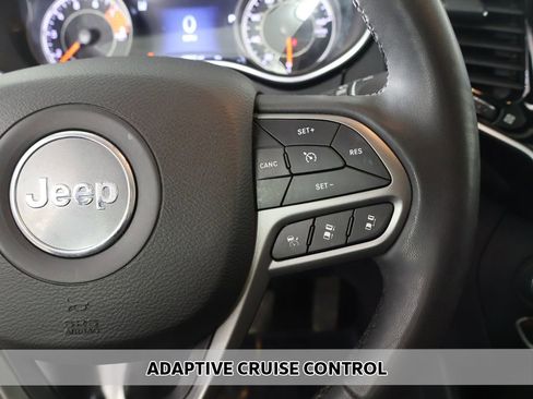Used 2022 Jeep Cherokee Limited AWD/4WD image 4
