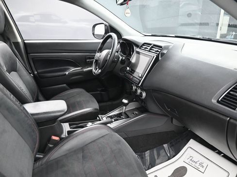 Used 2023 Mitsubishi Outlander Sport SE image 36