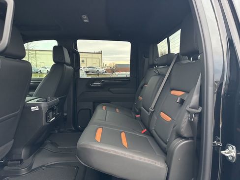 New 2026 GMC Sierra 2500 AT4 w/ AT4 Premium Plus Package AWD/4WD image 32