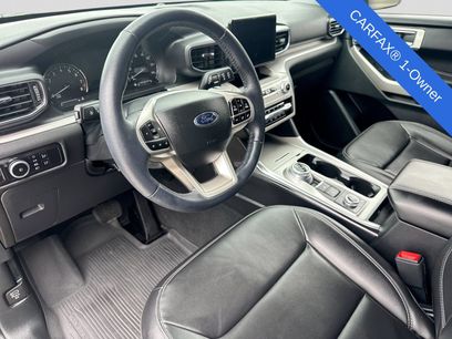 Certified 2023 Ford Explorer XLT w/ Equipment Group 202A
