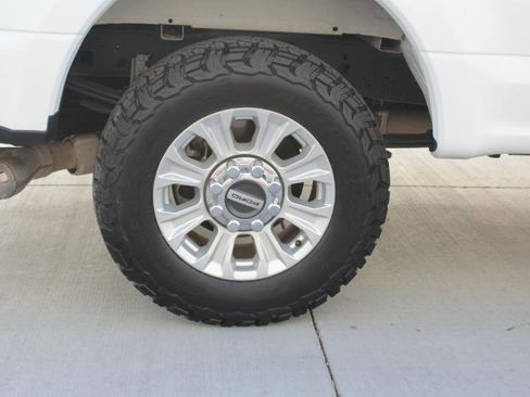 Used 2022 Ford F250 XLT image 39