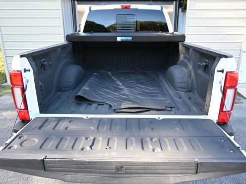 Used 2021 Ford F350 Limited AWD/4WD image 29