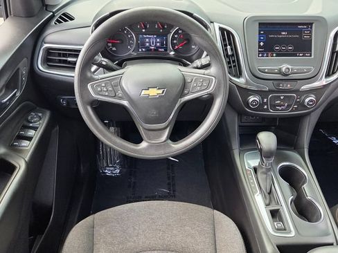 Used 2023 Chevrolet Equinox LT FWD image 11