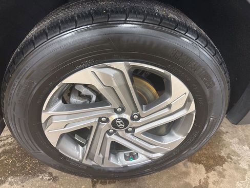 Used 2021 Hyundai Santa Fe SEL w/ Convenience Package image 7