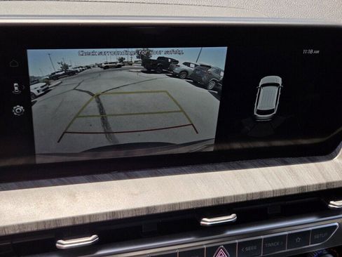 Certified 2025 Kia Telluride EX w/ EX Captain's Chair Package FWD image 20
