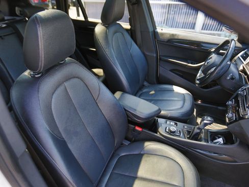 Used 2017 BMW X1 xDrive28i AWD/4WD image 19