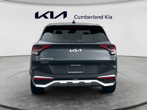 Used 2023 Kia Sportage EX FWD image 4