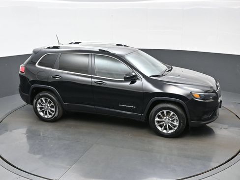 Used 2021 Jeep Cherokee Latitude Lux w/ Comfort/Convenience Group AWD/4WD image 36