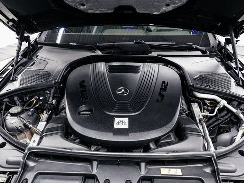 Used 2023 Mercedes-Benz Maybach S 680 4MATIC w/ Manufaktur Leather Package image 40