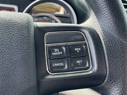 Used 2020 Dodge Journey SE w/ Blacktop Package image 19