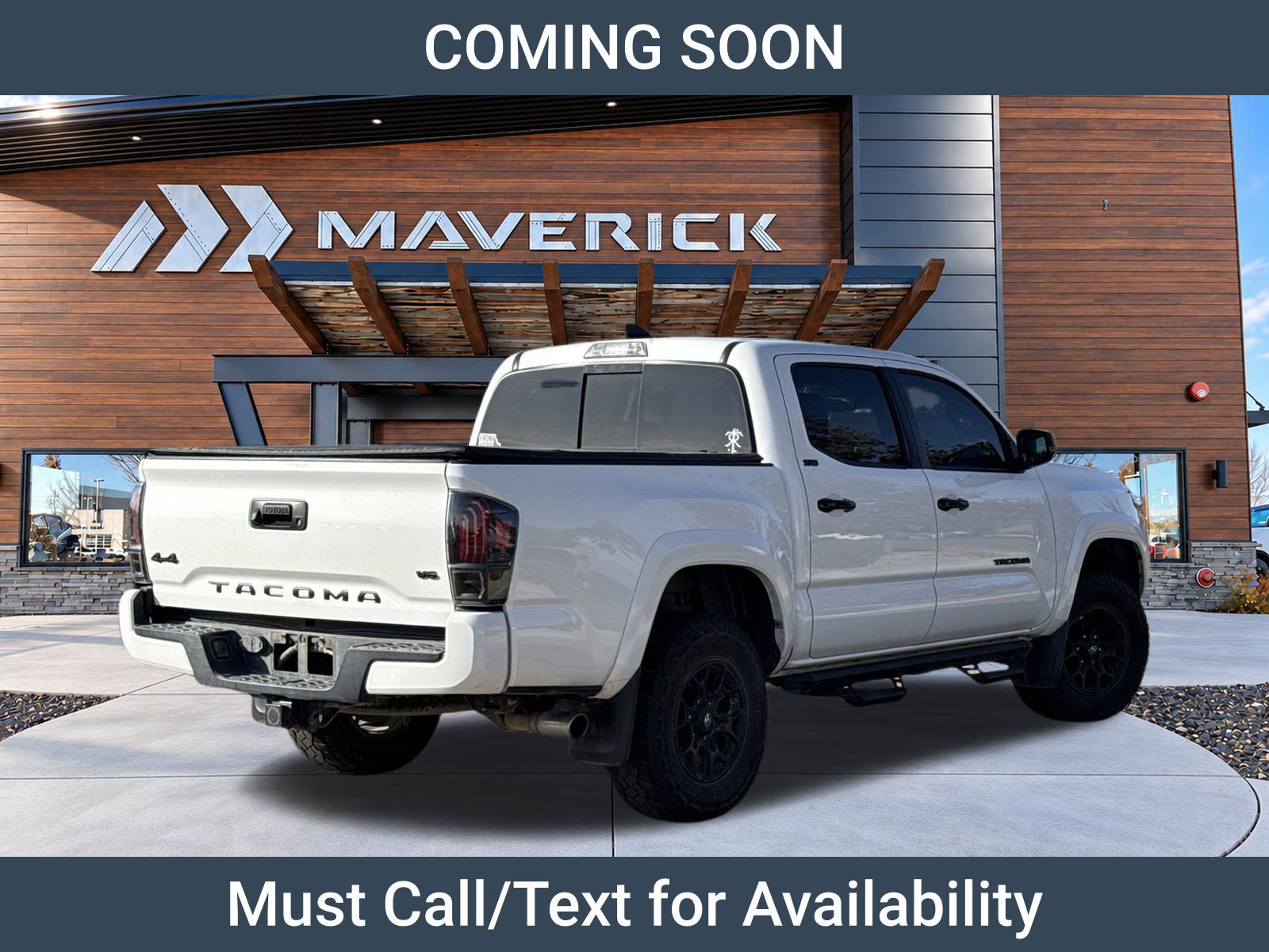 Used 2021 Toyota Tacoma SR5 w/ Technology Package AWD/4WD image 8