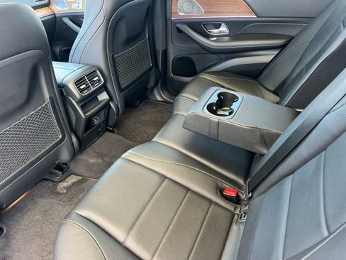 Used 2021 Mercedes-Benz GLE 350 w/ Premium Package image 5
