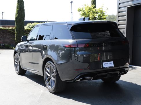Certified 2025 Land Rover Range Rover Sport Dynamic SE AWD/4WD image 4