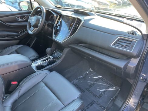 Used 2024 Subaru Ascent Limited w/ Technology Package image 9