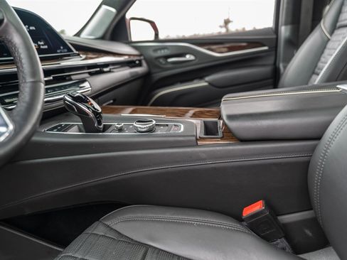 Used 2023 Cadillac Escalade Premium Luxury Platinum image 43