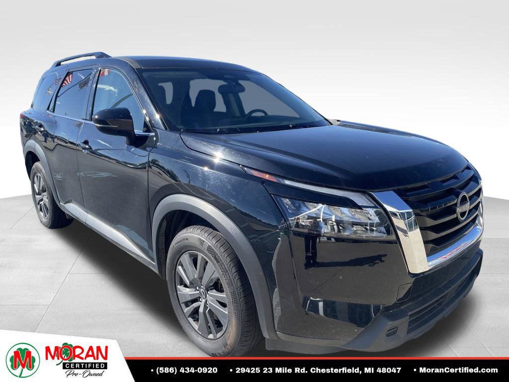 Used 2025 Nissan Pathfinder SV AWD/4WD image 6