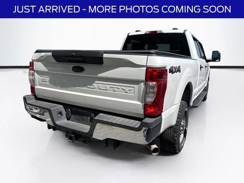 Used 2021 Ford F250 XL w/ Power Equipment Group AWD/4WD image 8