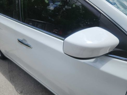 Used 2019 Nissan Sentra S w/ Appearance Package FWD image 12