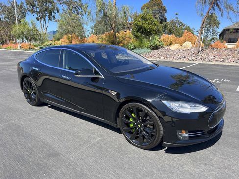 Used 2013 Tesla Model S RWD image 1